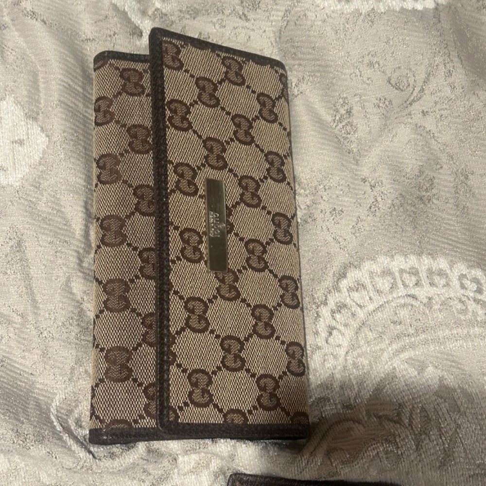 Gucci GG Canvas Tote Bag - Picture 6 of 12